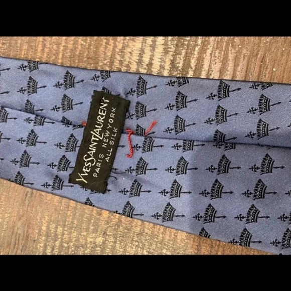 Yves Saint Laurent Mens Vintage Silk Tie - Picture 3 of 3